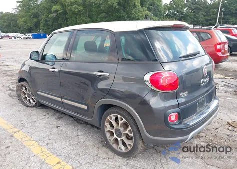 2015 Fiat 500L Trekking z USA, uszkodzony, nr VIN ZFBCFADH4FZ032474